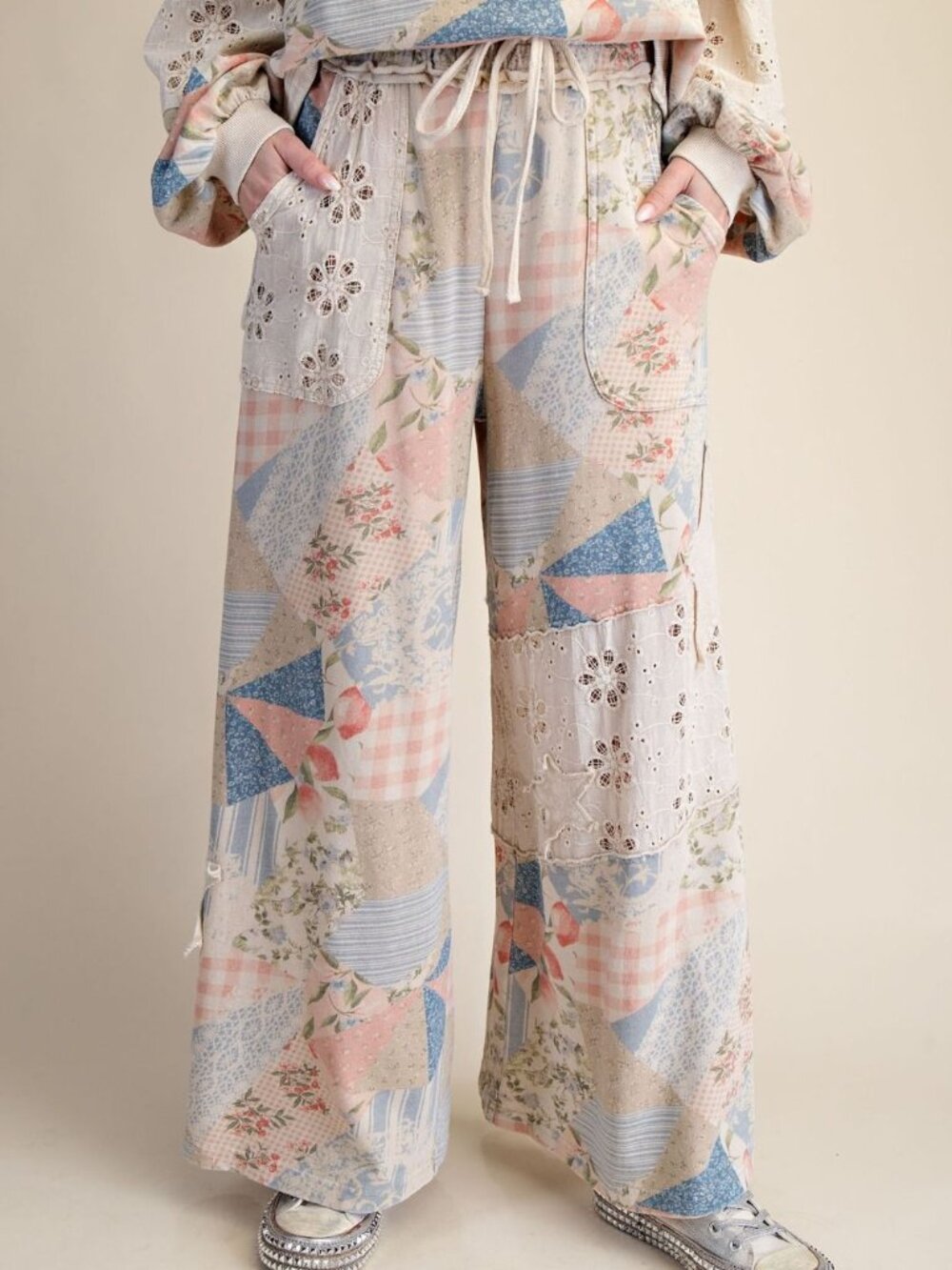 EASEL PATCHWORK PRINT WASHED COTTON TERRY TOP PANTS SET white blue pink lounge - Picture 4 of 9